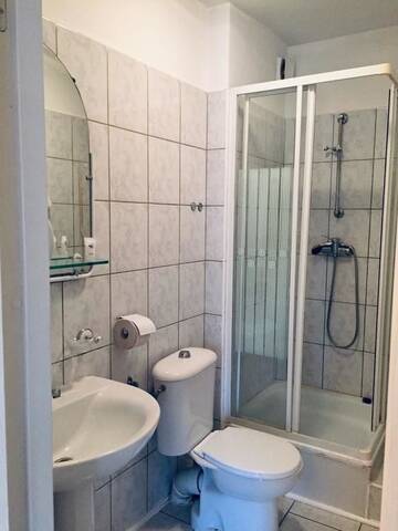 Фото номера Стандартный трехместный номер Курортные отели Relax г. Щитна 2